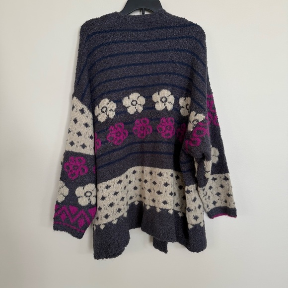 Natural Life Wool Blend Gray Pink Floral Calla Jacquard Cardigan Sweater - Picture 10 of 12